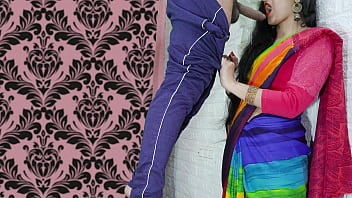 Sizzling Indian Bhabhi Gets Ravaged By Electrician In Steamy Hindi Audio | Your Priya