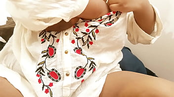 Hot Indian Auntie With Massive Juicy Melons
