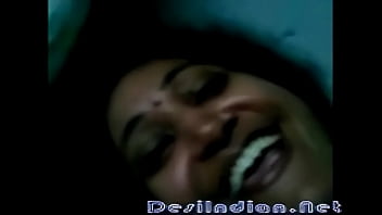 Hot Telugu Aunty With Desi Charm