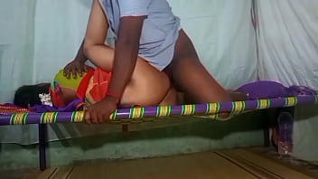 Tamil Aunty In A Saree Gets Pounded From Behind In A Homemade Video